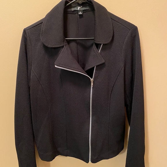 Jacket - Picture 1 of 3